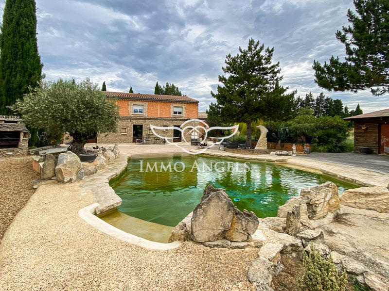 Maison ancienne - 296 m² - 6 pièces