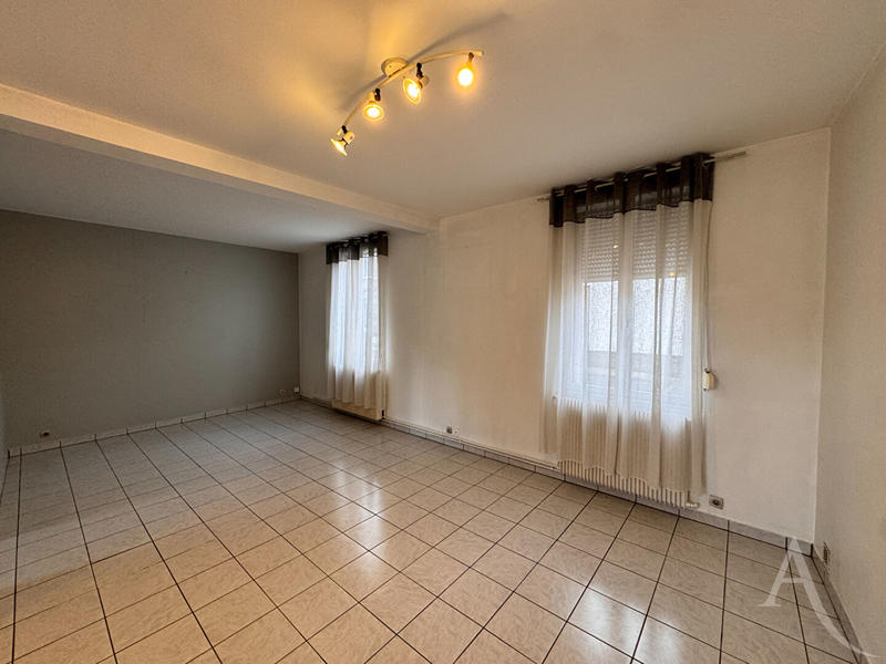 Maison - 84 m² - 4 pièces