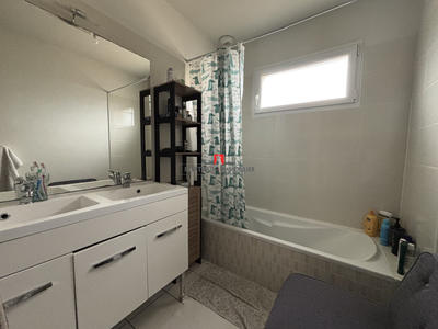 Maison traditionnelle - 81 m² - 4 pièces