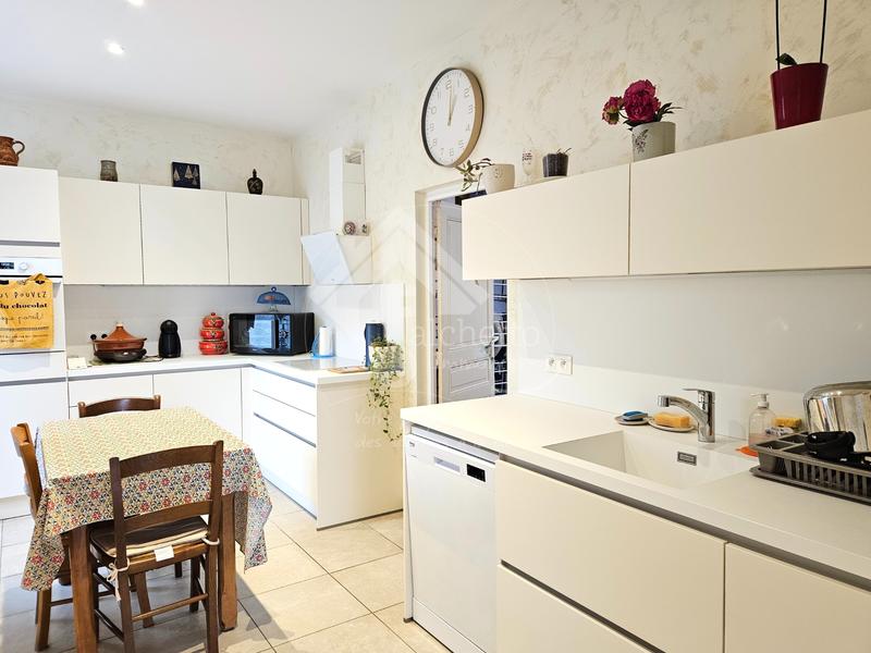 Maison - 110 m² - 4 pièces