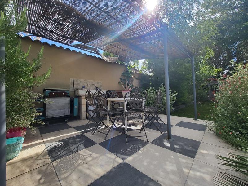 Villa - 269 m² - 10 pièces