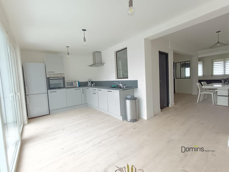 Maison - 90 m² - 4 pièces