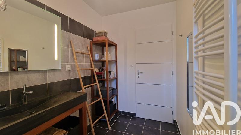 Maison - 102 m² - 5 pièces