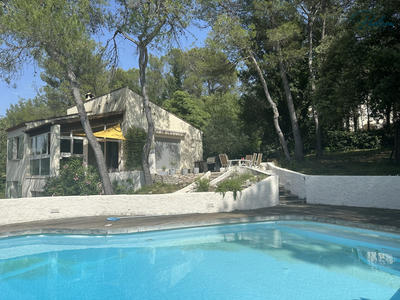 Maison traditionnelle - 128 m² - 5 pièces