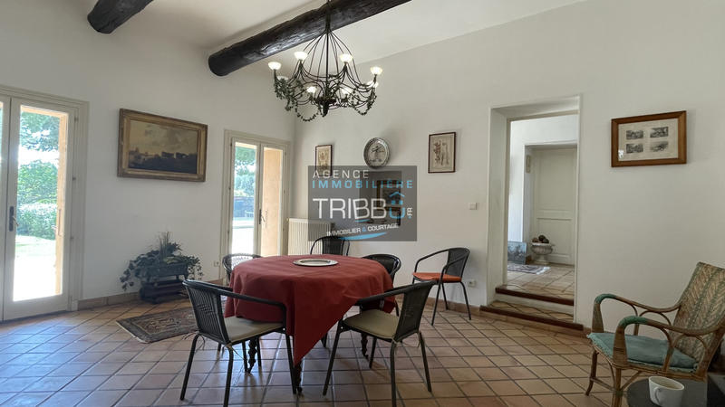 Mas - 435 m² - 8 pièces