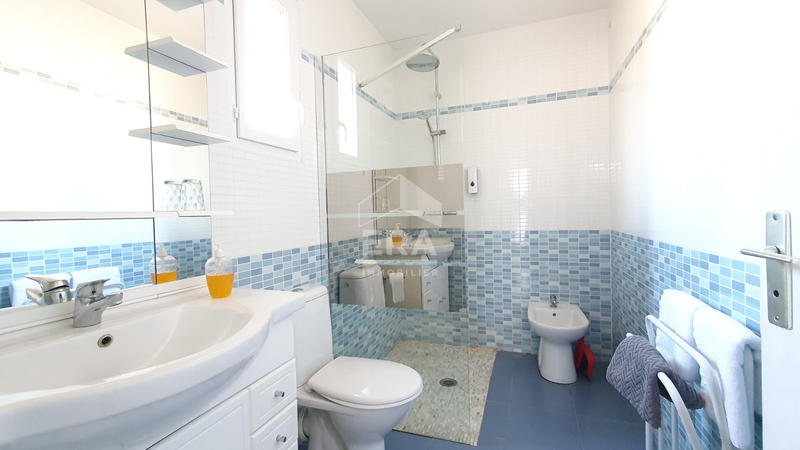 Maison - 217 m² - 8 pièces