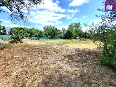 Terrain constructible - 974 m²