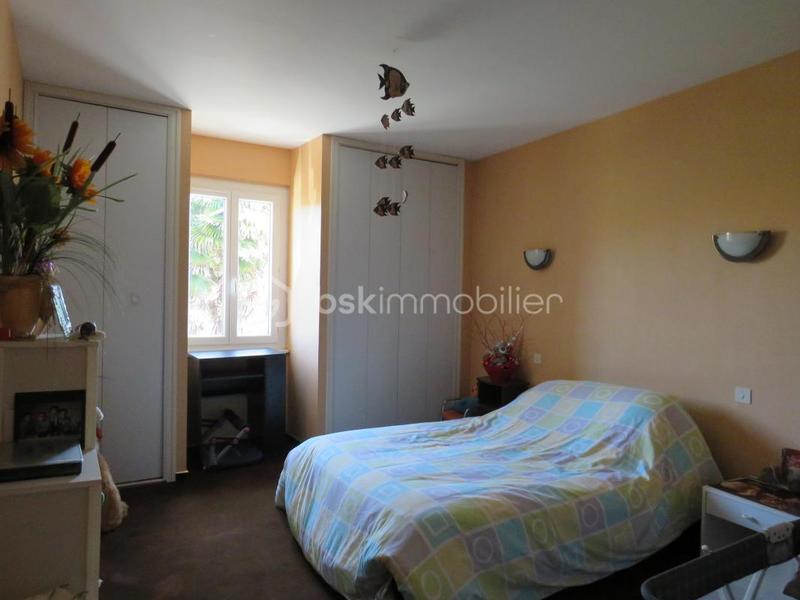 Maison - 141 m² - 7 pièces