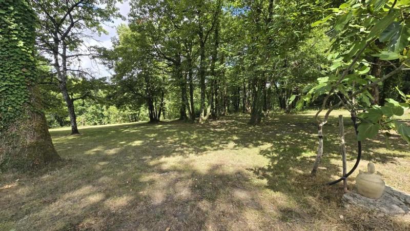 Propriété - 240 m² - 9 pièces