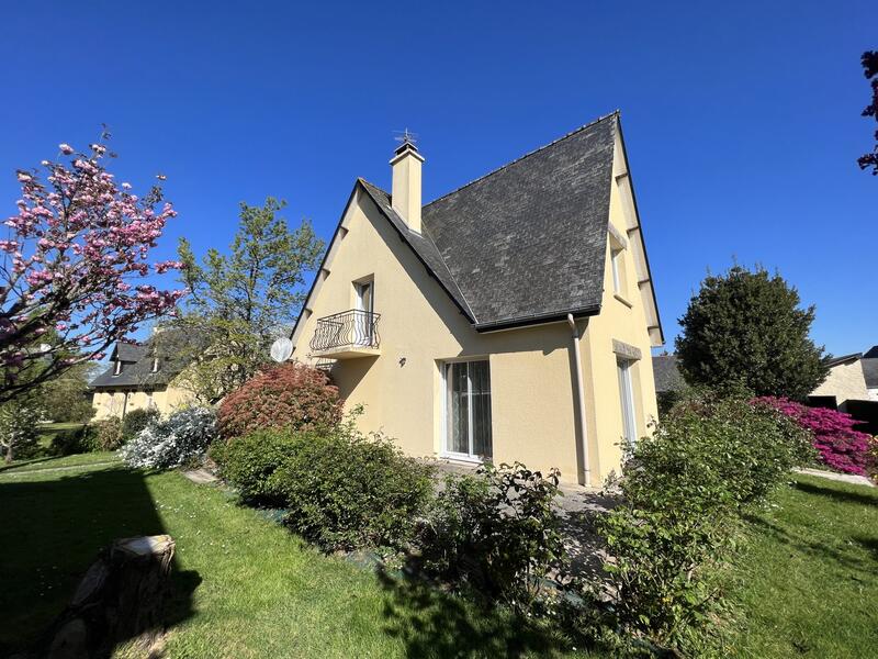Maison - 138 m² - 6 pièces