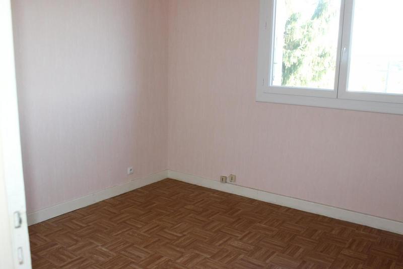 Maison traditionnelle - 94 m² - 4 pièces