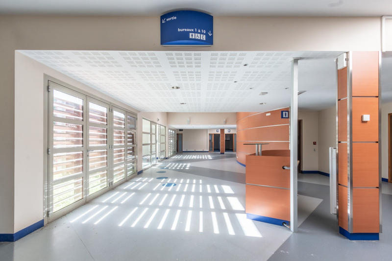 Bureau - 850 m² - 17 pièces