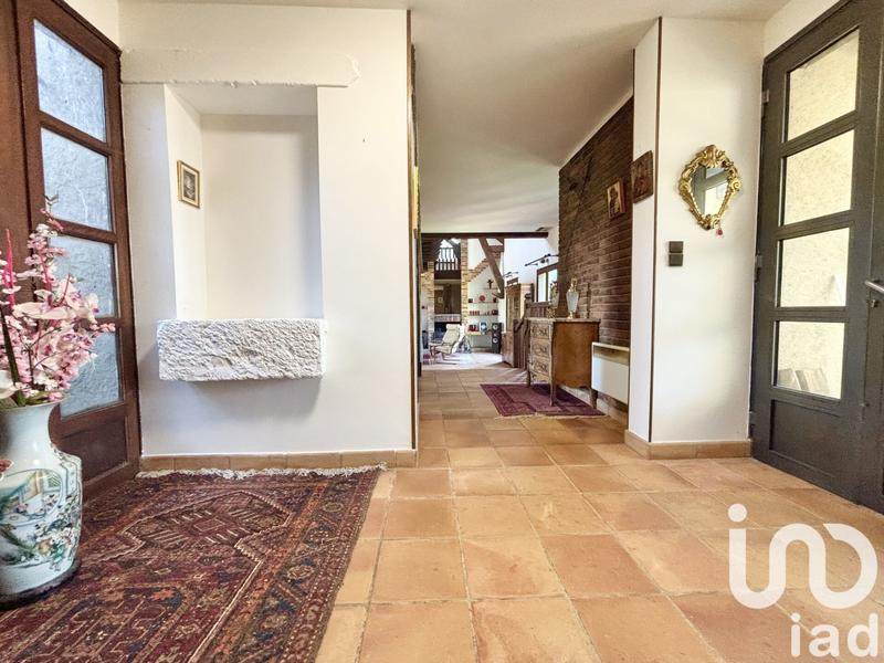 Maison - 215 m² - 8 pièces