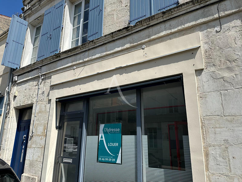 Local commercial - 80 m² - 4 pièces