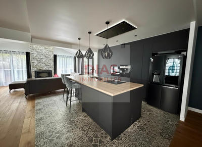 Maison ancienne - 140 m² - 5 pièces