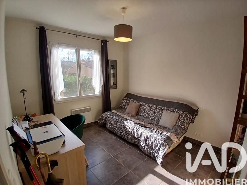 Maison - 99 m² - 5 pièces