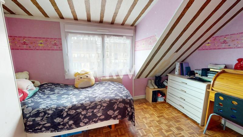 Maison - 120 m² - 8 pièces