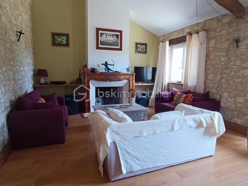 Demeure - 440 m² - 16 pièces