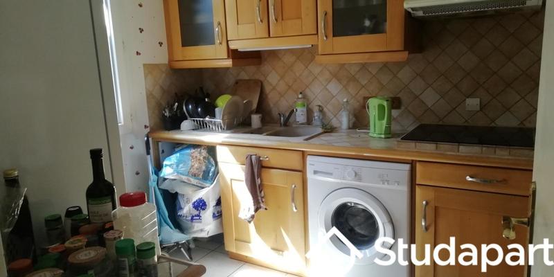 Chambre - 13 m² - 1 pièce