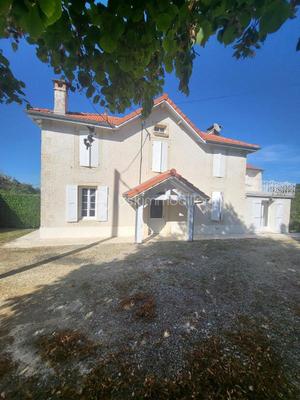 Maison en pierre - 97 m² - 4 pièces