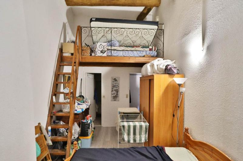 Demeure - 695 m² - 26 pièces