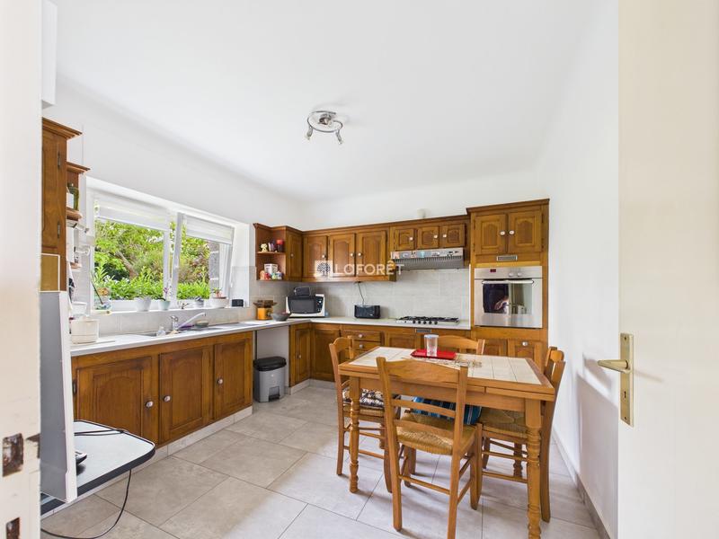 Maison traditionnelle - 134 m² - 6 pièces