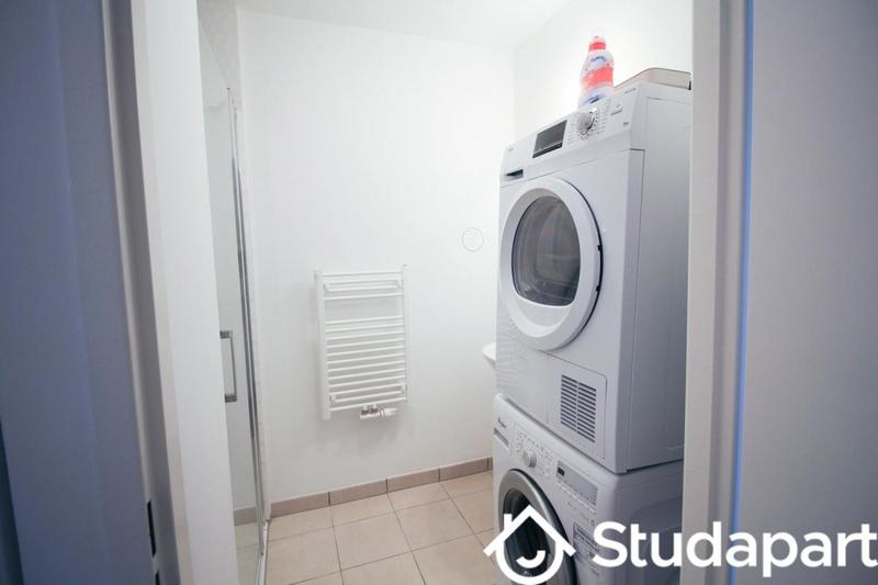 Chambre - 13 m² - 1 pièce