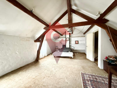 Maison - 180 m² - 4 pièces