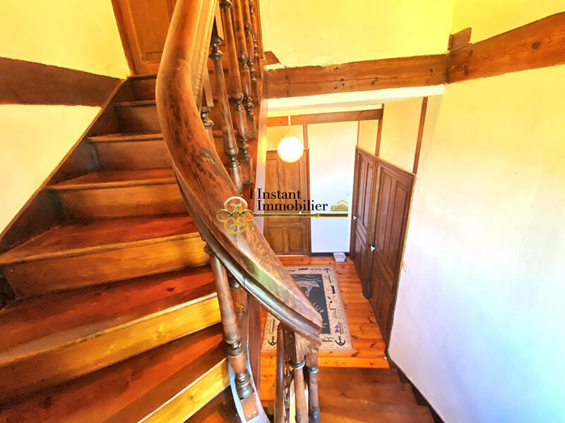 Maison de maîtres - 154 m² - 8 pièces