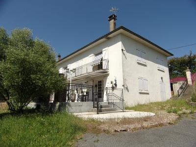 Maison - 184 m² - 6 pièces