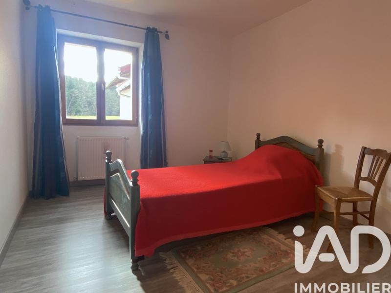 Maison - 280 m² - 11 pièces