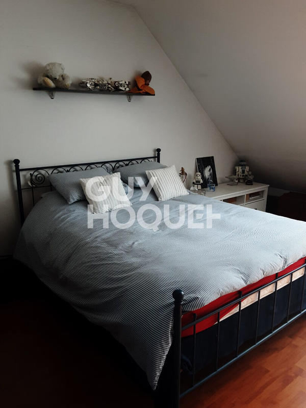 Maison - 200 m² - 7 pièces