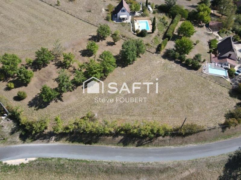 Terrain - 3 300 m²