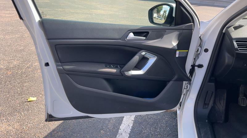 Peugeot 308 II 1.2 PureTech 130 Allure