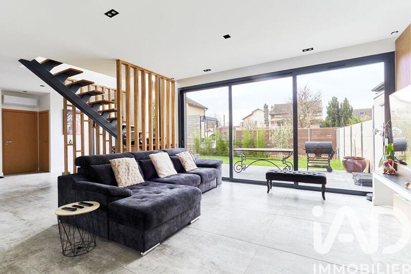 Maison - 160 m² - 6 pièces