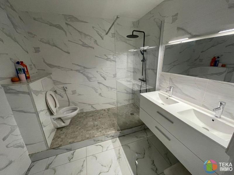 Appartement - 82 m² - 4 pièces