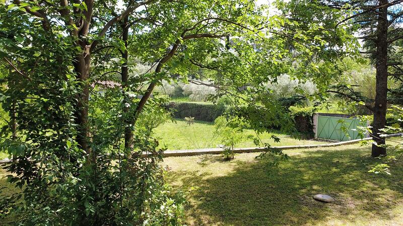 Maison - 243 m² - 9 pièces