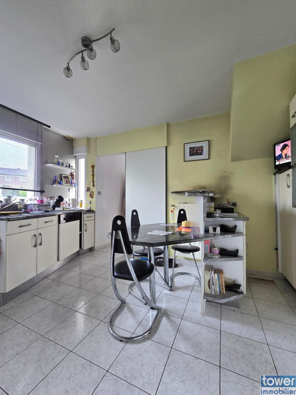 Maison - 160 m² - 9 pièces