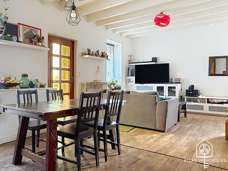 Maison - 150 m² - 7 pièces