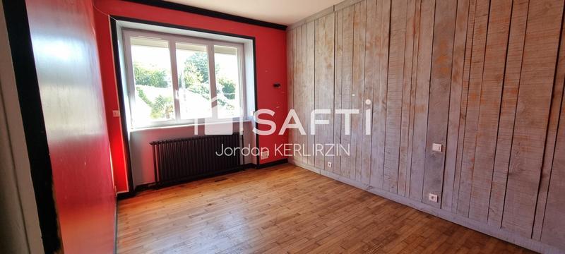 Maison - 237 m² - 8 pièces