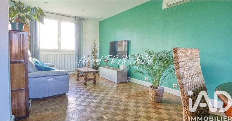 Maison - 96 m² - 7 pièces