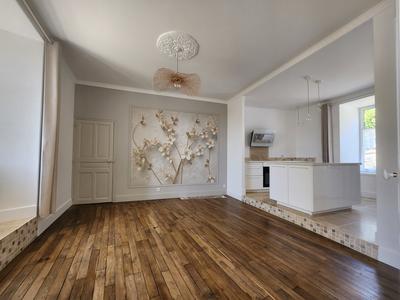 Maison - 126 m² - 5 pièces