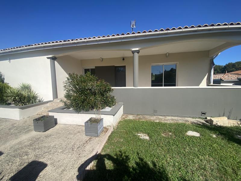 Maison - 140 m² - 4 pièces