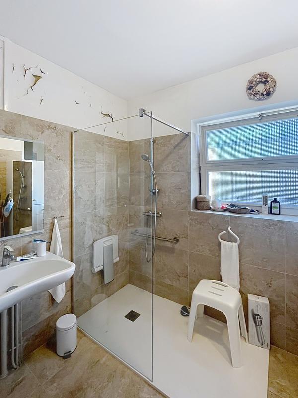 Maison - 400 m² - 10 pièces