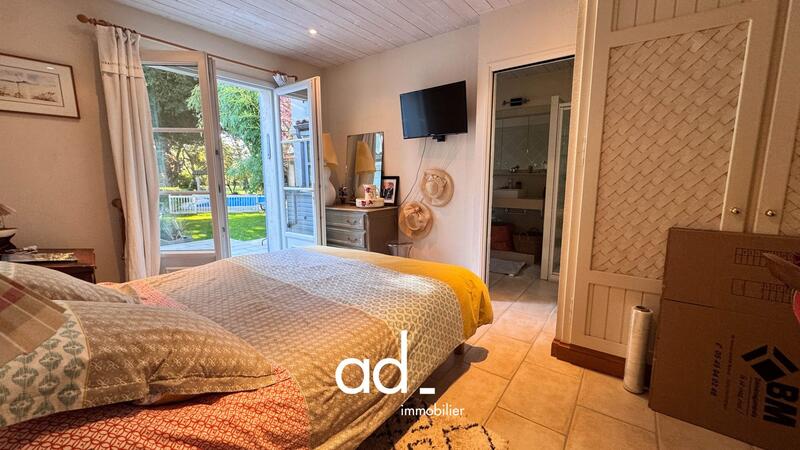 Maison ancienne - 185 m² - 6 pièces