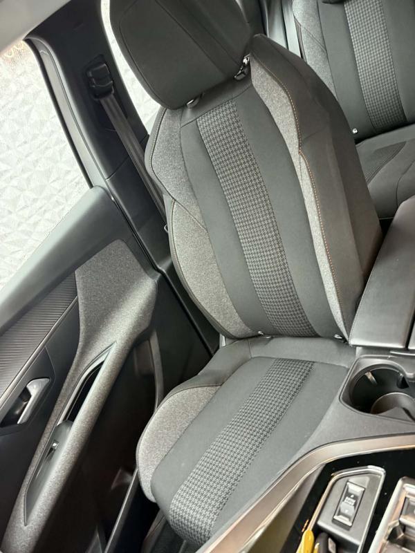 Peugeot 3008 1.5 BlueHDi Eat8 s&amp;S 130 Cv