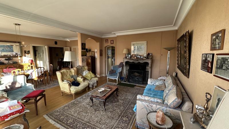 Appartement - 120 m² - 5 pièces