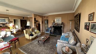 Appartement - 120 m² - 5 pièces