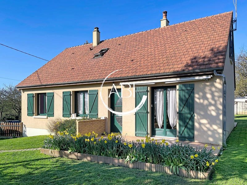 Maison traditionnelle - 115 m² - 5 pièces