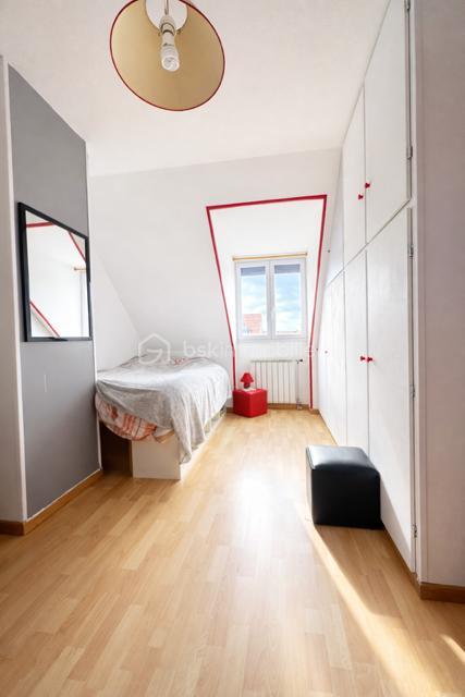 Maison - 130 m² - 7 pièces